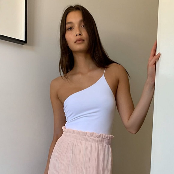 Aritzia | Tops | Babaton Contour 